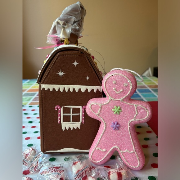 🍭🍬🍭 BETSEY JOHNSON GINGERBREAD HOUSE LIGHT UP CROSSBODY BAG 🍭🍬🍭 NWT 🍭🍬🍭 - Picture 9 of 16